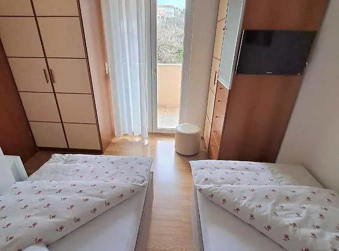 Angie شقة تروغير